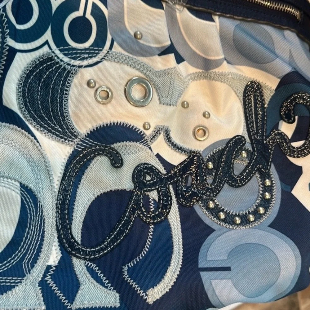 Coach Poppy Signature Graphic Tote in Denim and Cream - Picture 6 of 9